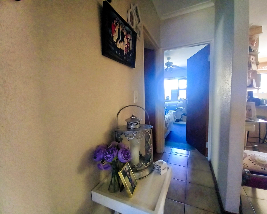 To Let 2 Bedroom Property for Rent in Jagtershof Western Cape